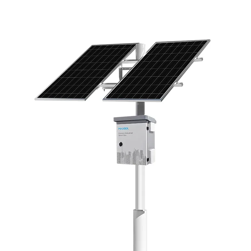 Maxsol CS400150 solar power system with two 200W panel modules and battery enclosure